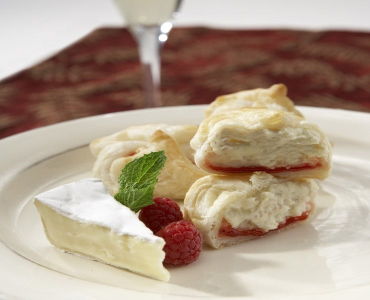 Brie en Croute w/Raspberry 4/50ct
